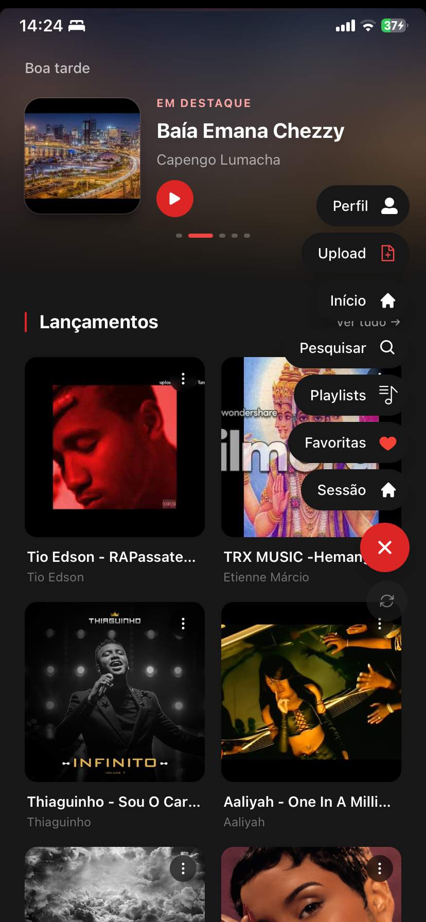 i dont use a navbar as u can see, instead i chose to use a floating buton that expands into the a menu to show the navigation links